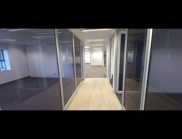 378M² OFFICE TO LET IN BRYANSTON